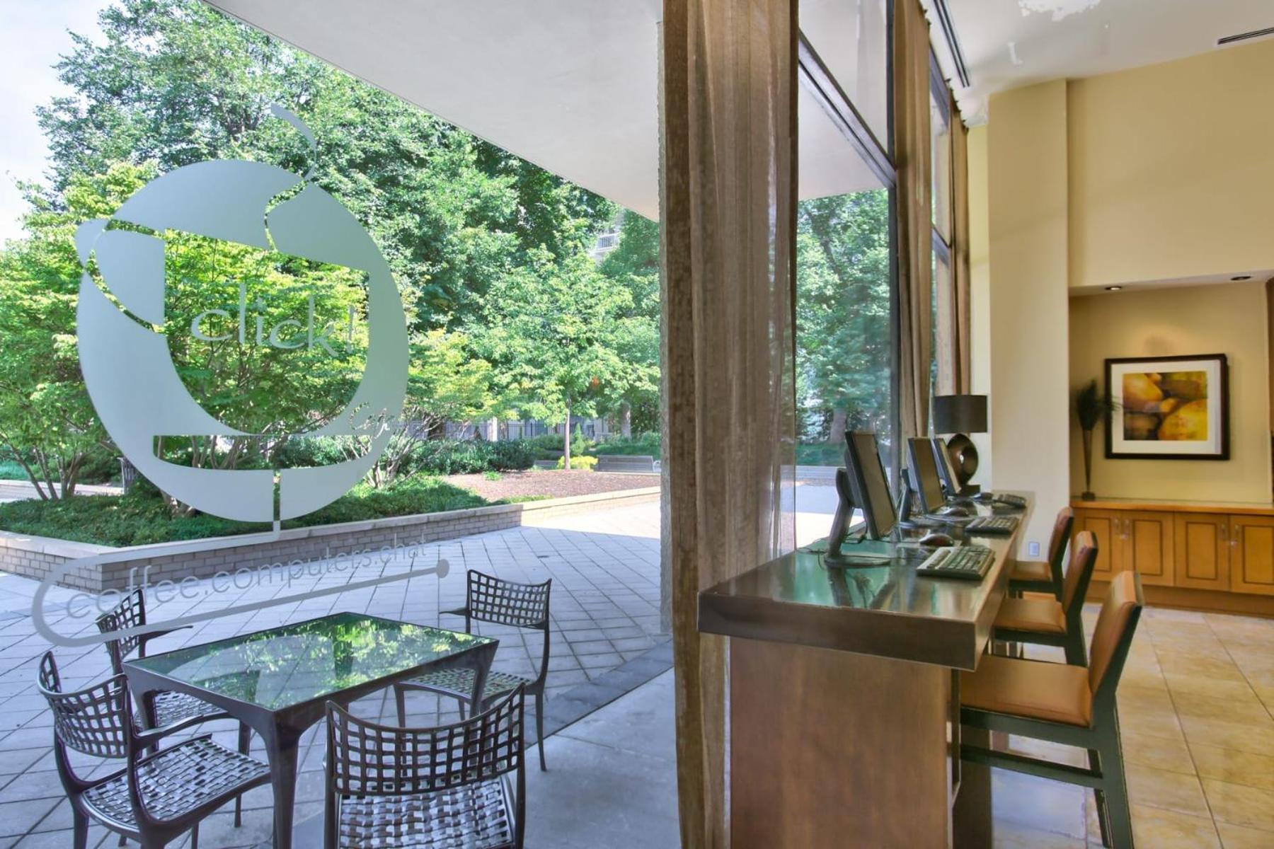 Sensational Condominium @Crystal City Arlington Exterior foto